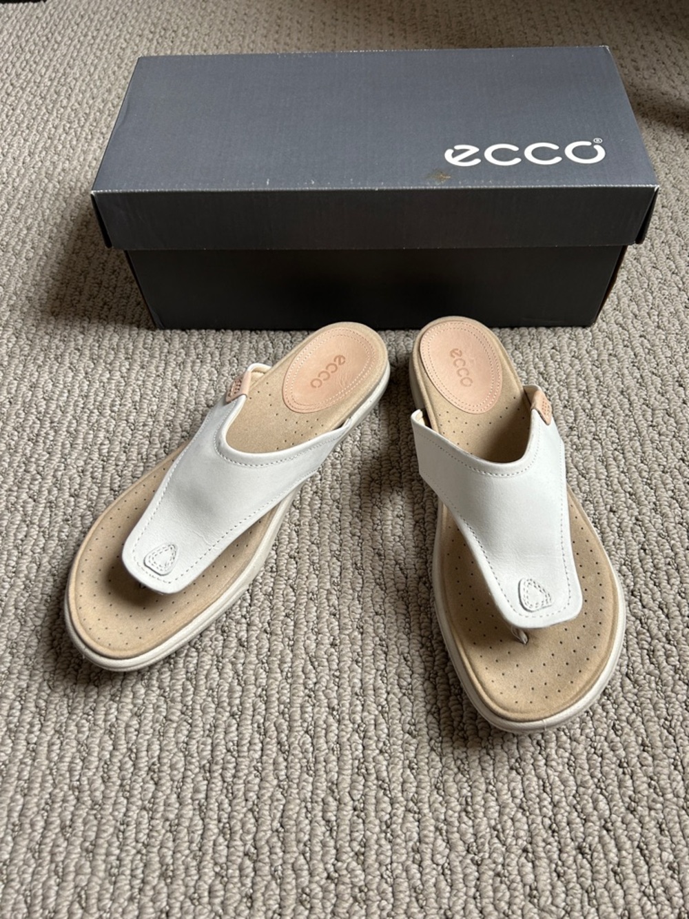 Ecco White Leather Thong Sandals with Tan Footbed